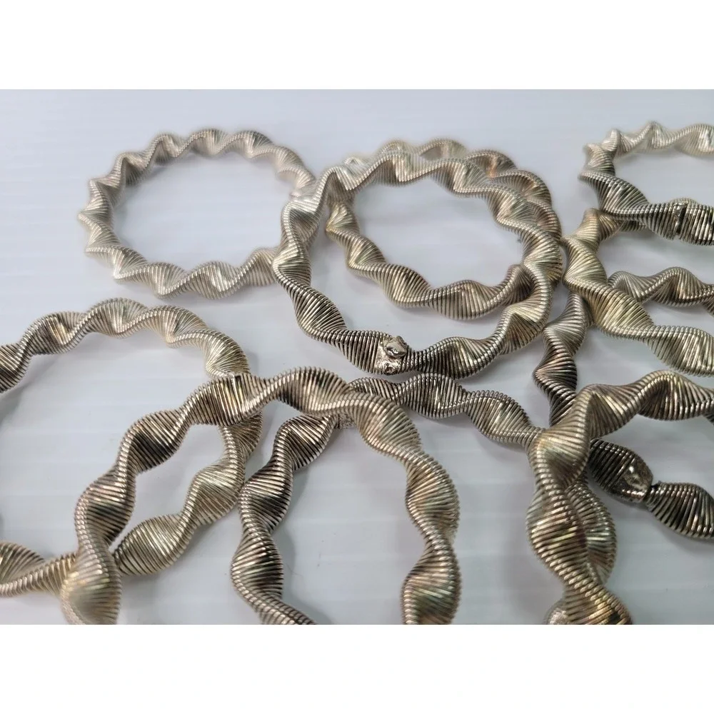 8 Unbranded Napkin‎ Rings Set Silver Plate Twisted Coil Ribbed Wavy Table Decor